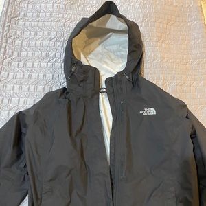 North face women’s black raincoat